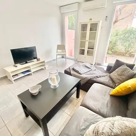 Rez De Jardin Albatros 8 Pax Front De Mer