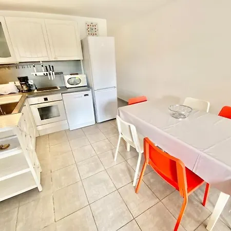 Rez De Jardin Albatros 8 Pax Front De Mer * Saint-Raphaël